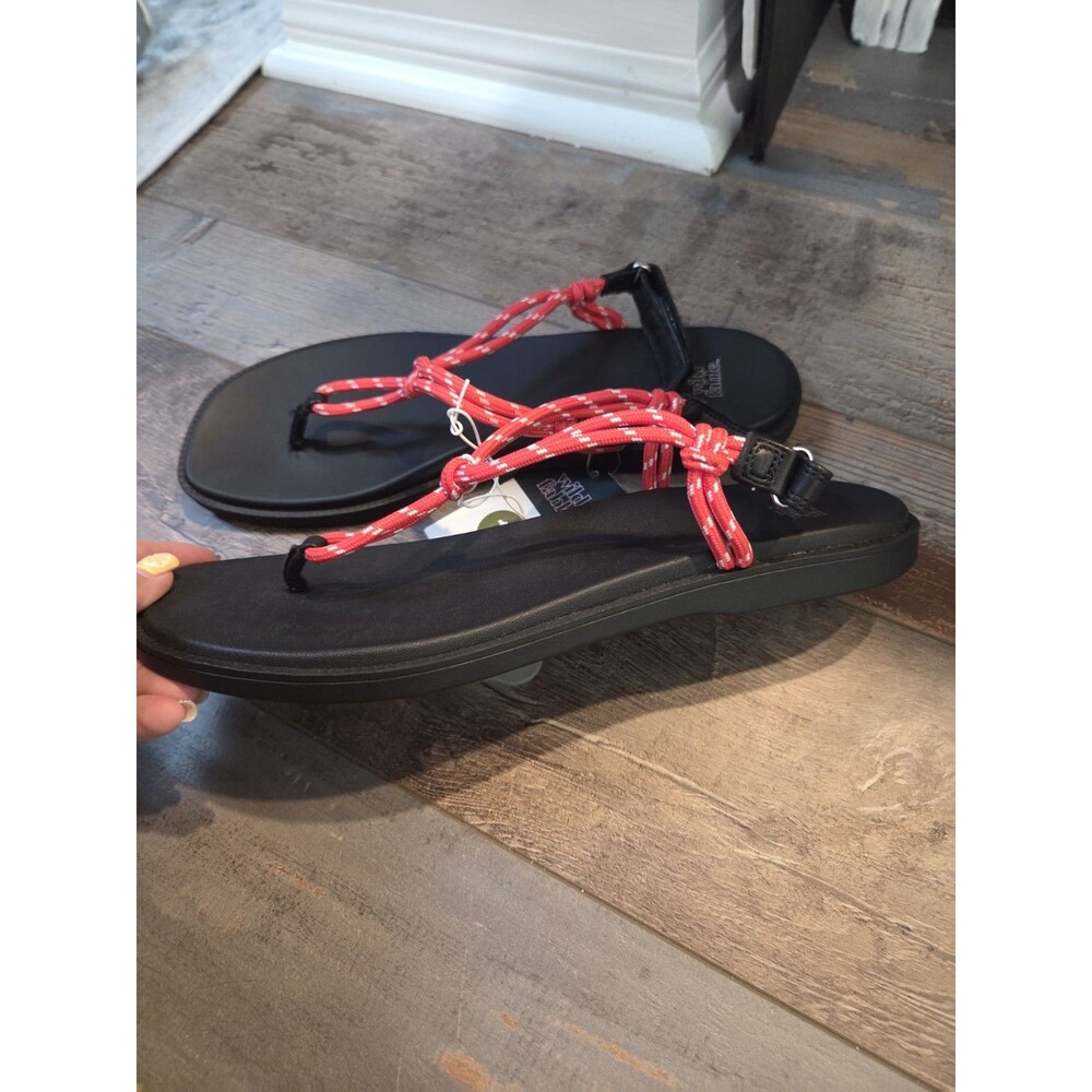 New WILD FABLE SZ 10 Black & Red Knotted Strap Slingback Thong Sandals SB8